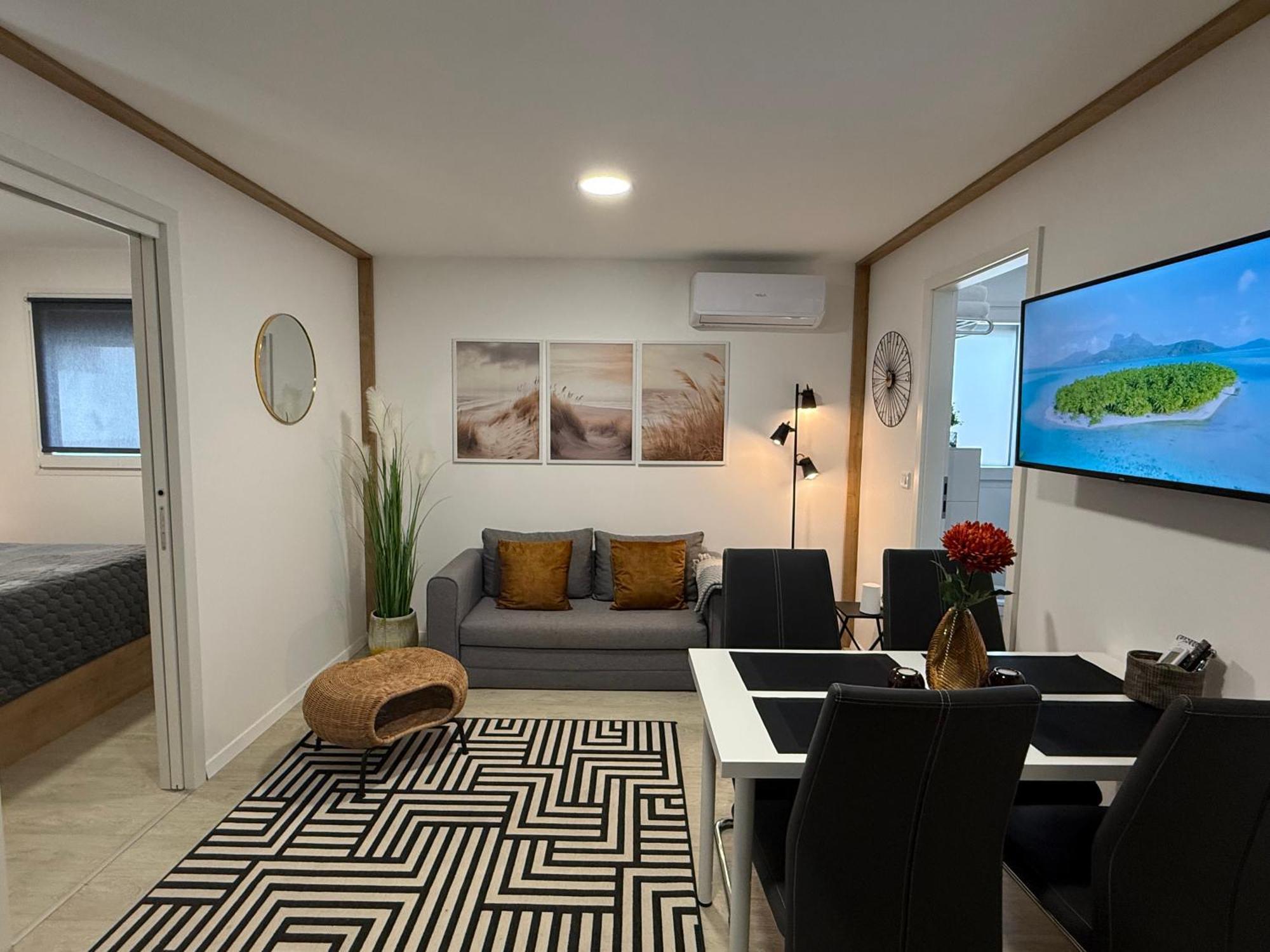 Mobile Home Mare Blu Рованьска Экстерьер фото